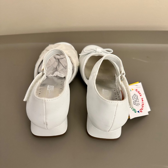 Girls Spring Easter Dress Shoes Size 13 W White NWT in box - Picture 5 of 5
